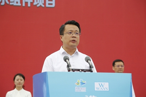 淮安皇家88轻量化车载新型显示组件项目开工建设4.JPG